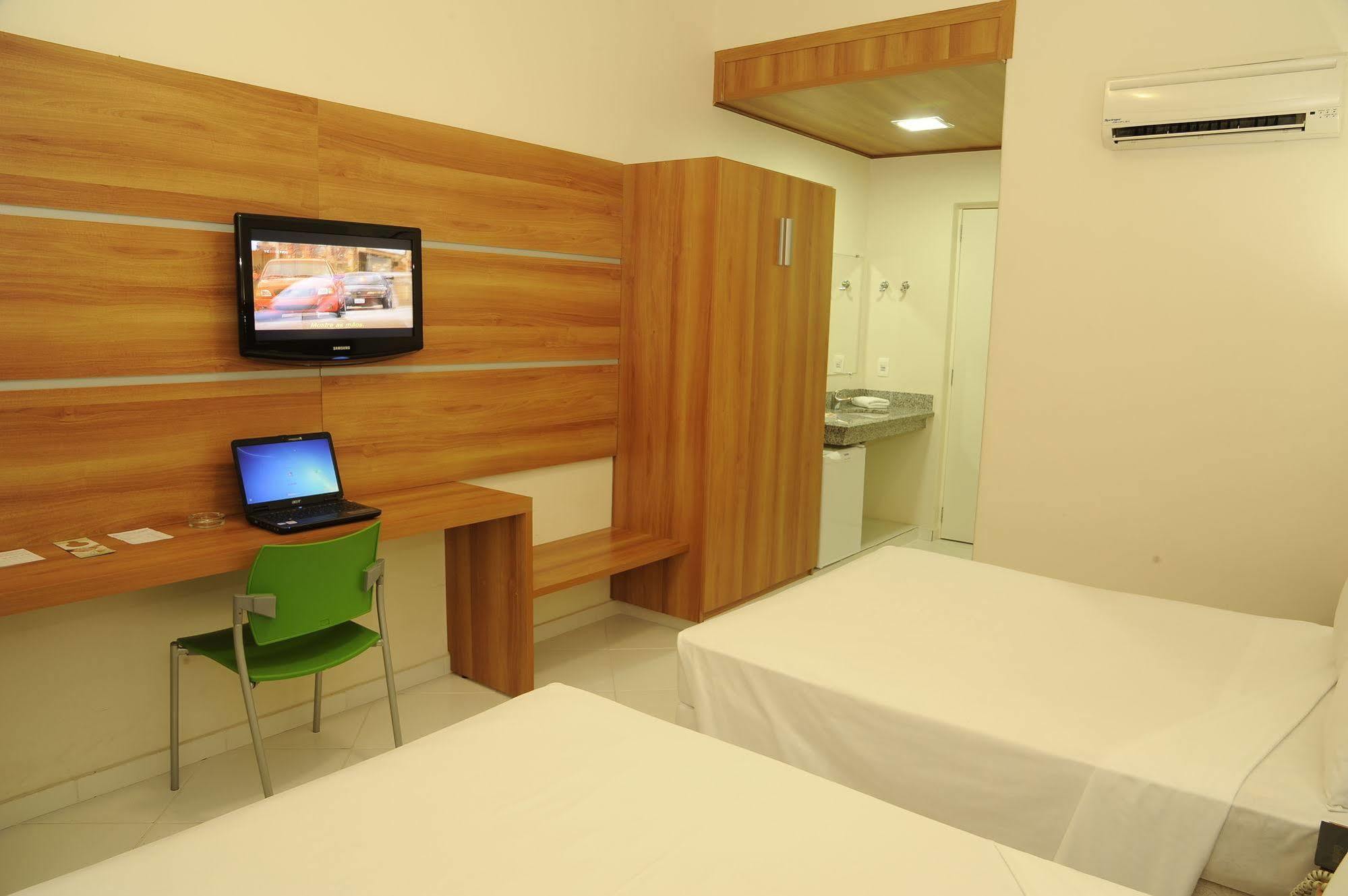 Hotel KK Itu Exterior foto